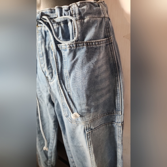 Casual Blue Boyfriend Jeans - Picture 5 of 10